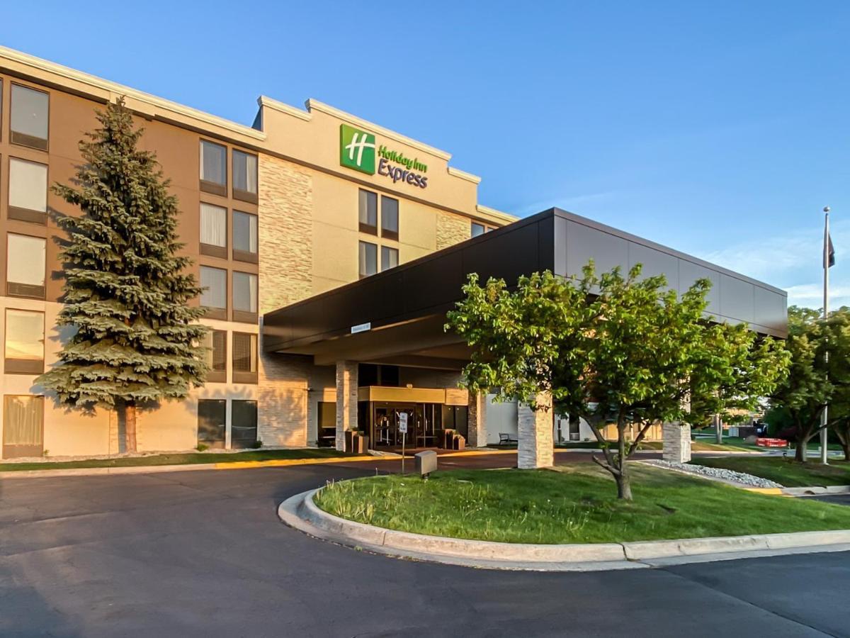 Holiday Inn Express Flint-Campus Area By Ihg Экстерьер фото